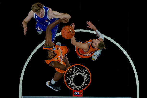 锡伯杜在谈 锡伯杜在谈